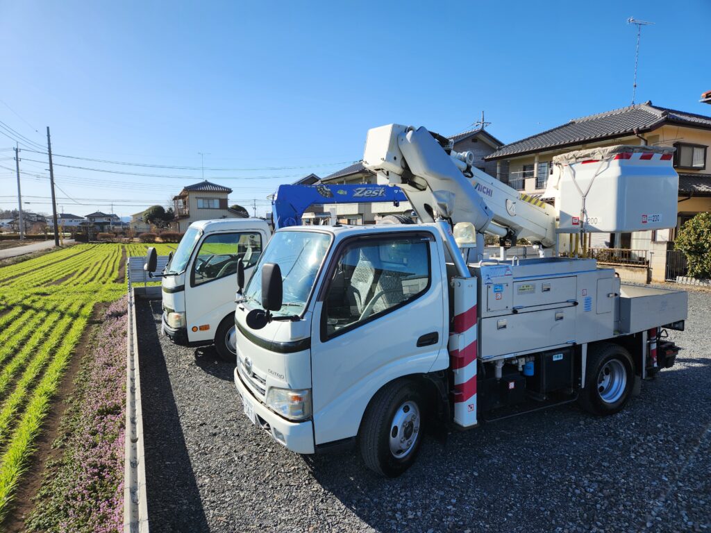 高所作業車